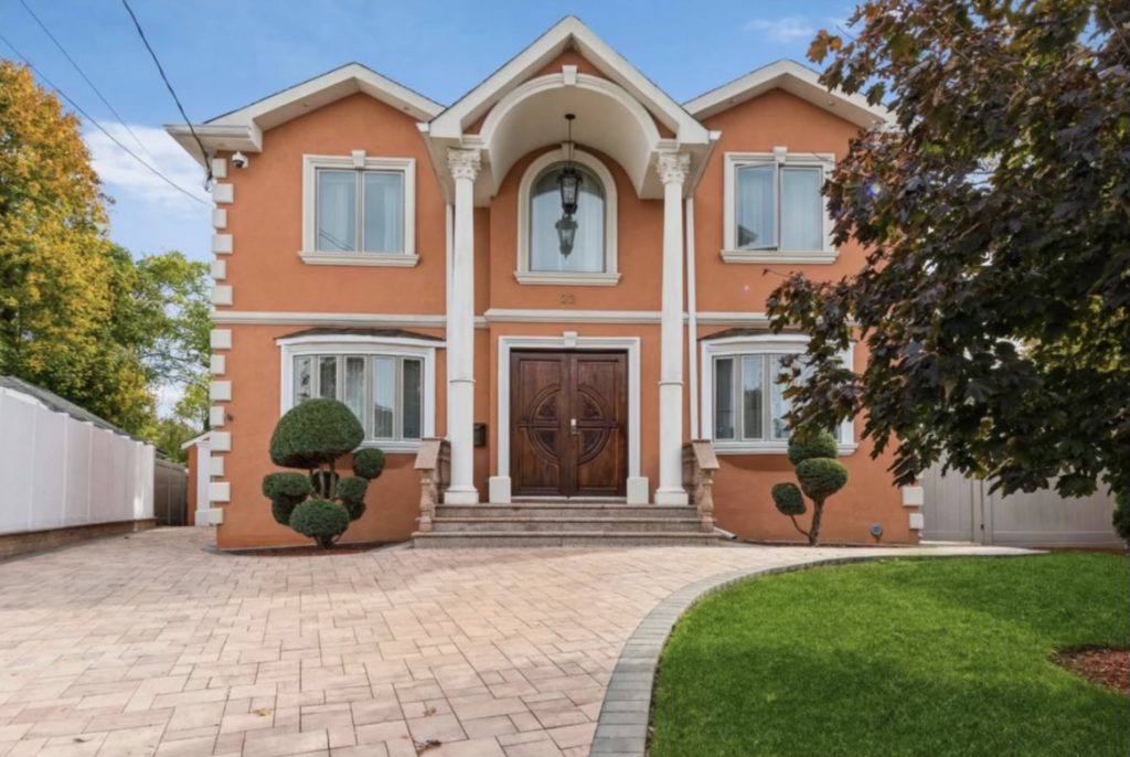 How Long Does Exterior Paint Last?